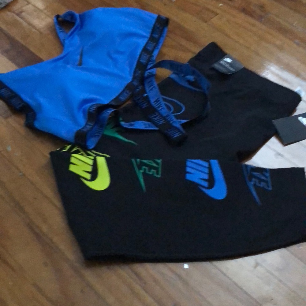 Nike leggings
